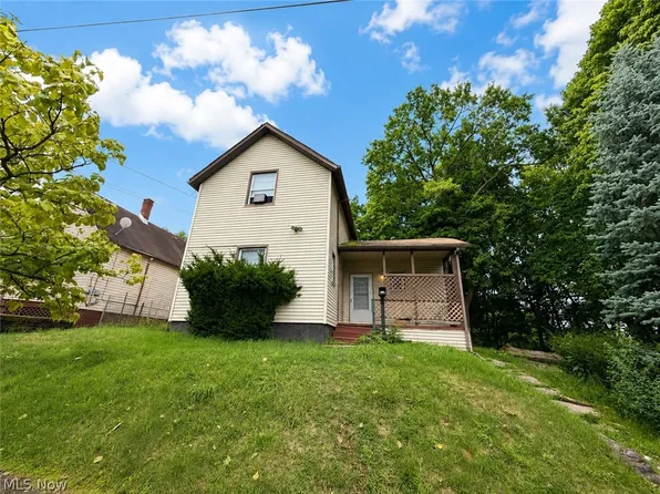 238 Nieman St, Akron, OH 44305