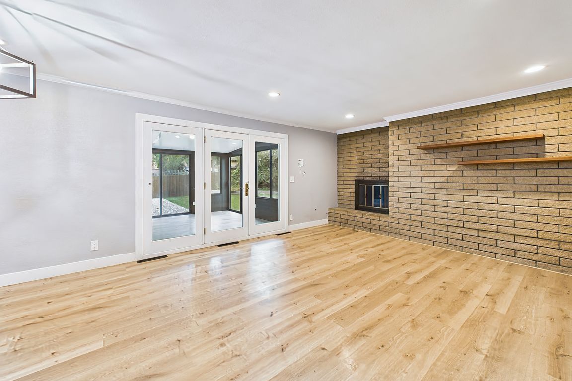 next background image