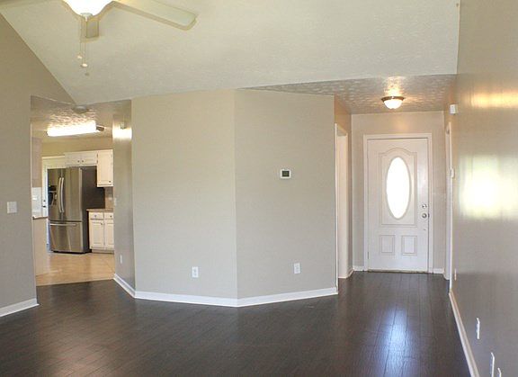 3rd image of 5 Katie Dr