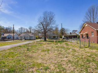 114 Peabody Ave, Jackson, TN 38301