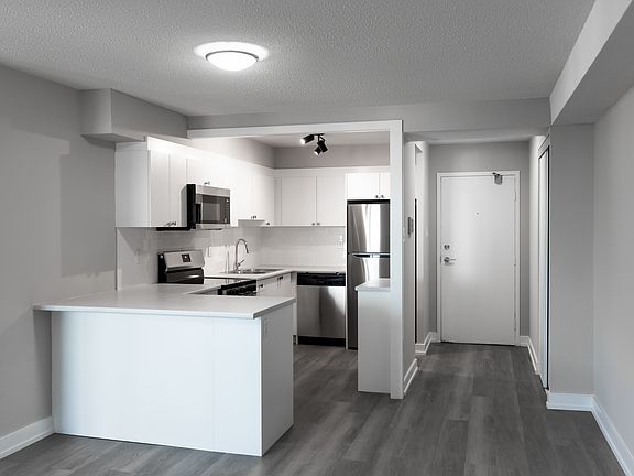 5th image of 3575 Kaneff Cres