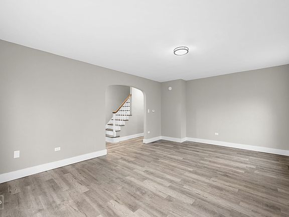 4th image of 1514 Highland Ave