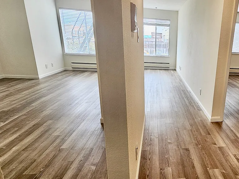 2310 Taraval St #2 — Photo 9