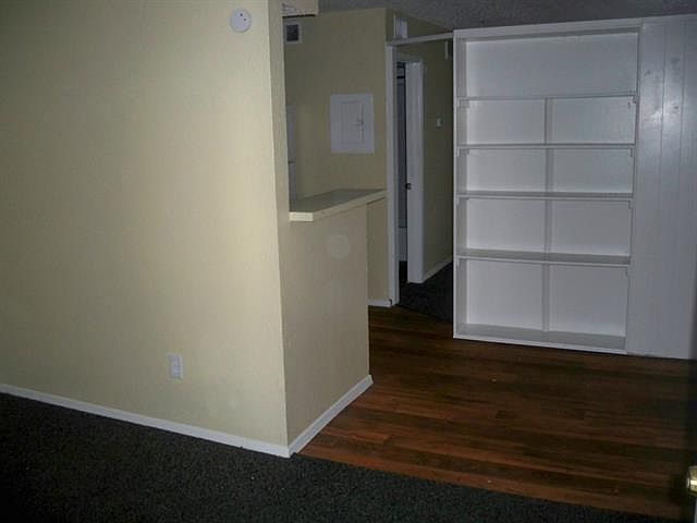 2nd image of 4602 Columbia Ave APT 318