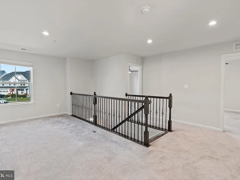 311 Sunrise Ct — Photo 27