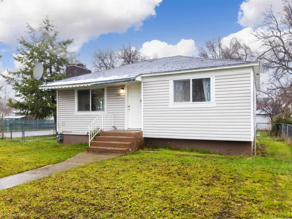 2203 E Marshall Ave, Spokane, WA 99207