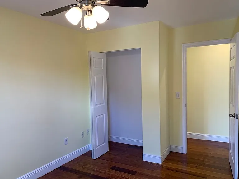 215 Ocean Breeze — Photo 8