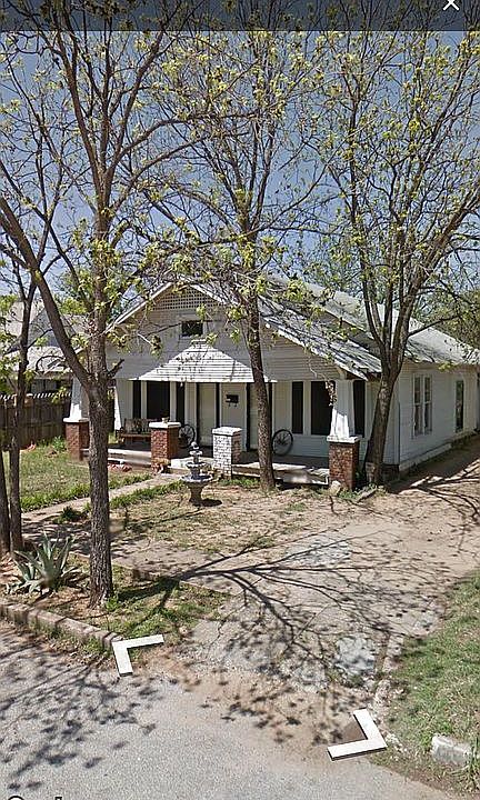 2nd image of 1413 Avenue C