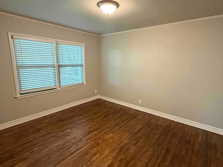 3616 E 40th Pl — Photo 14