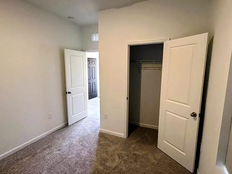 2443 Grey Hawk Dr — Photo 10