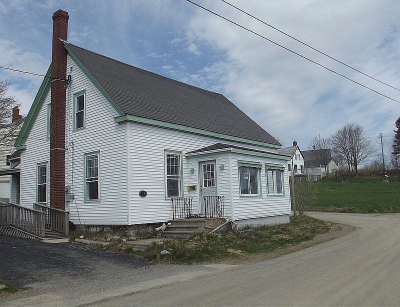 1st image of 20 Madison St
