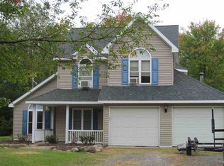 28 McIntyre Rd, Potsdam, NY 13676