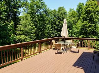 11 Berkshire Way, Milford, NJ 08848