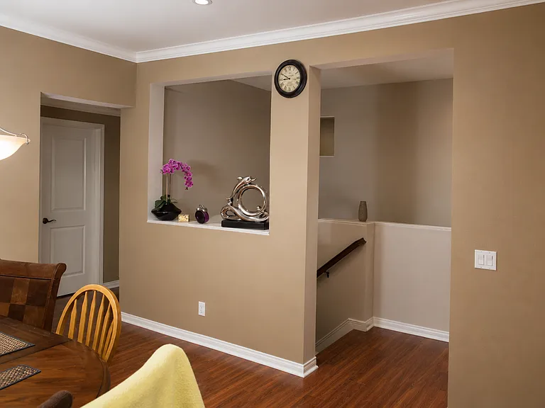 6 Colonial Way #61 — Photo 3