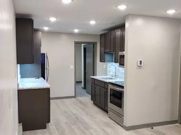 155 River St, West Springfield, MA