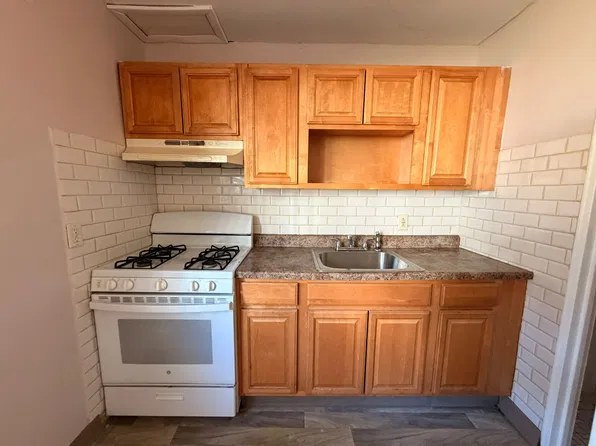 (undisclosed Address), New Haven, CT 06513