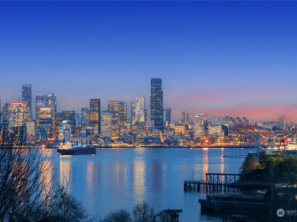 2325 Harbor Avenue SW #B2, Seattle, WA 98126