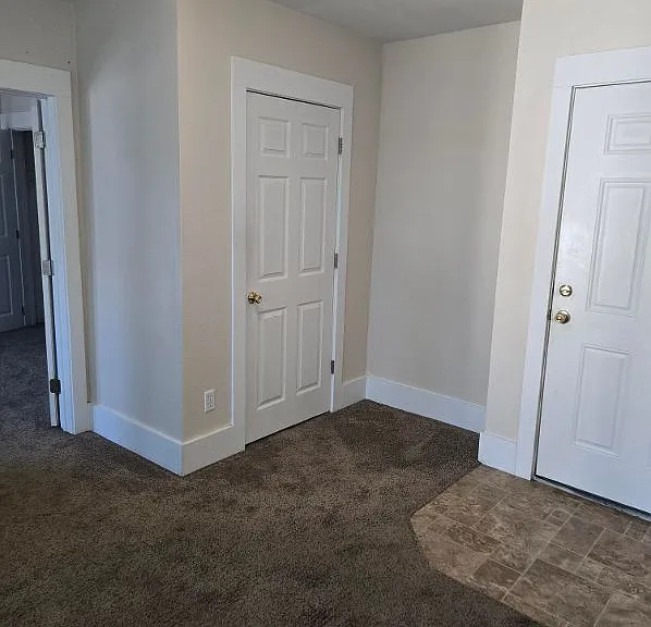 3211 SE 11th Ave #5 — Photo 5