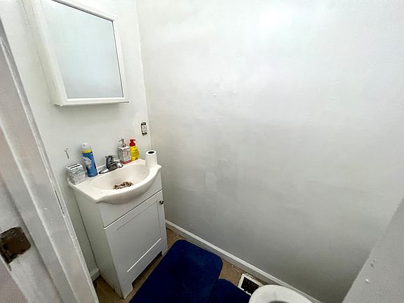 4th image of 2508 N Guilford Ave