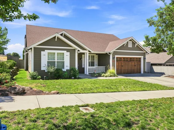 3686 Windgate St, Medford, OR 97504