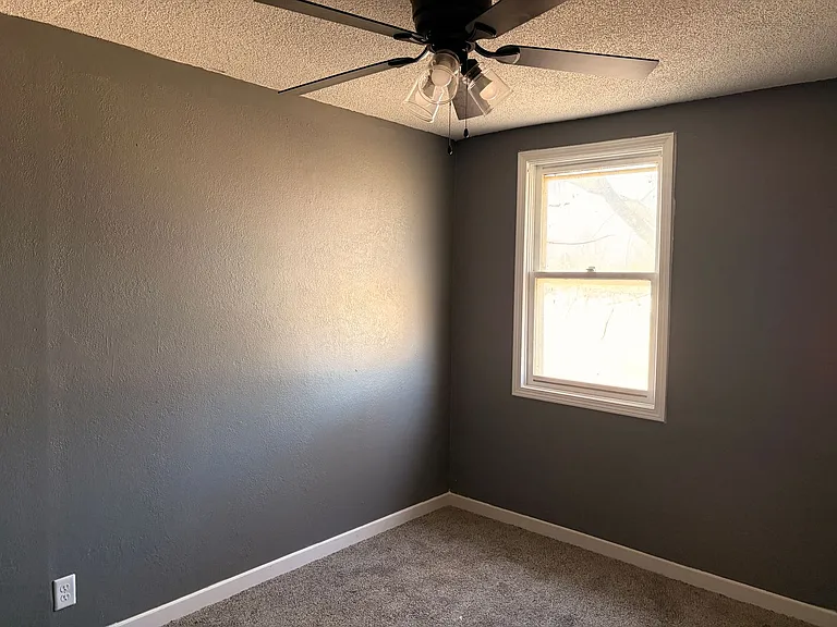 15 Osage Ave — Photo 8