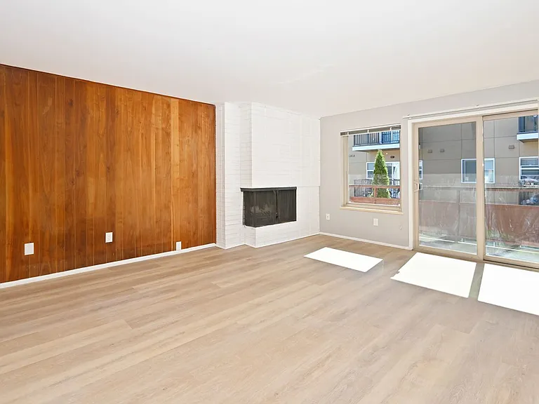 The Cameo Apartments — Photo 3