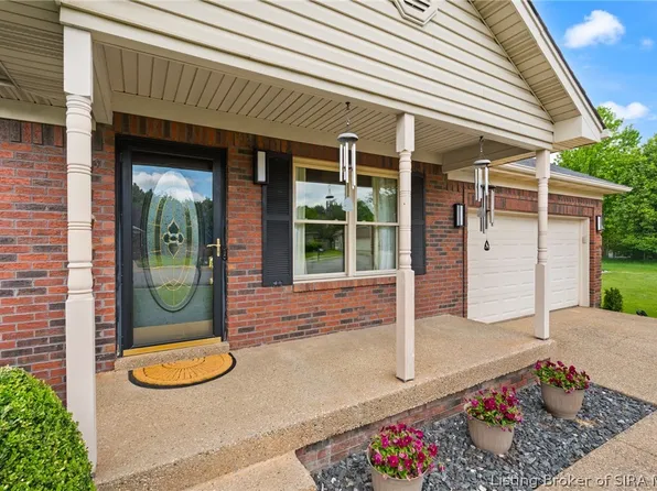4106 Miners Way, Sellersburg, IN 47172