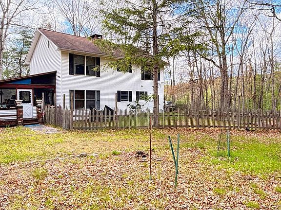 3rd image of 121 Ledgewood Dr
