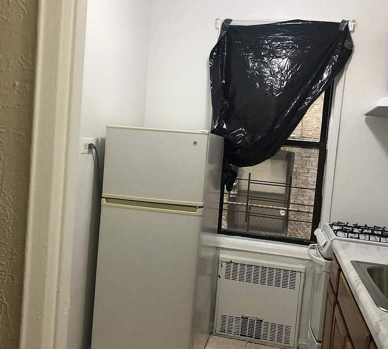 2nd image of 647 W 207th St APT 1D