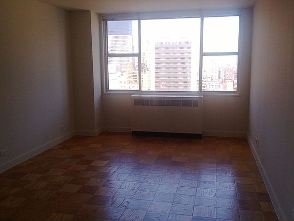3rd image of 320 E 46th St APT 24C
