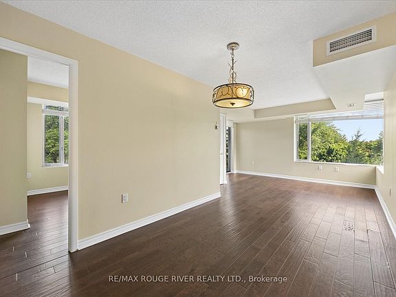4th image of 452 Scarborough Golf Club Rd #405
