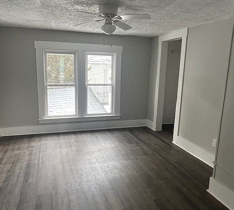 5th image of 110 N Willow St Floor 2