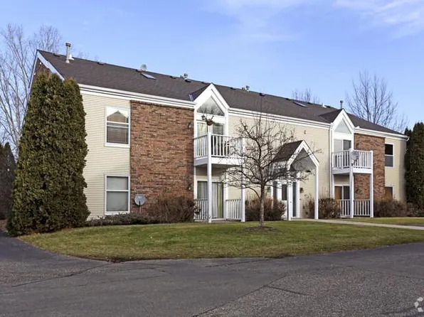 1551 Namekagon St APT 6, Hudson, WI 54016