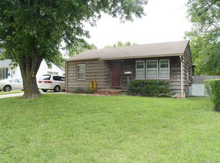 5815 E Bellaire St, Wichita, KS 67218