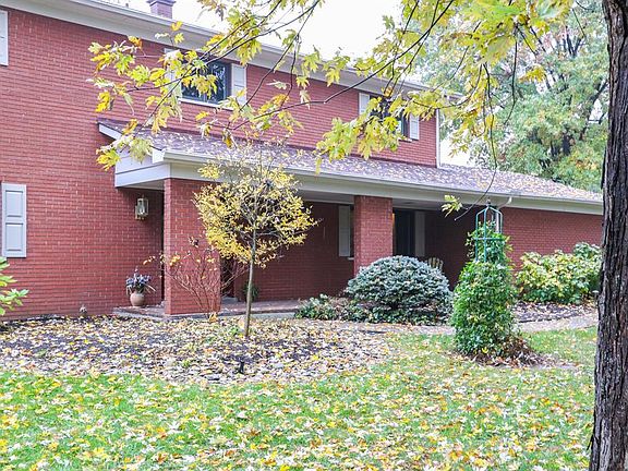 2nd image of 360 Hilltop Ln
