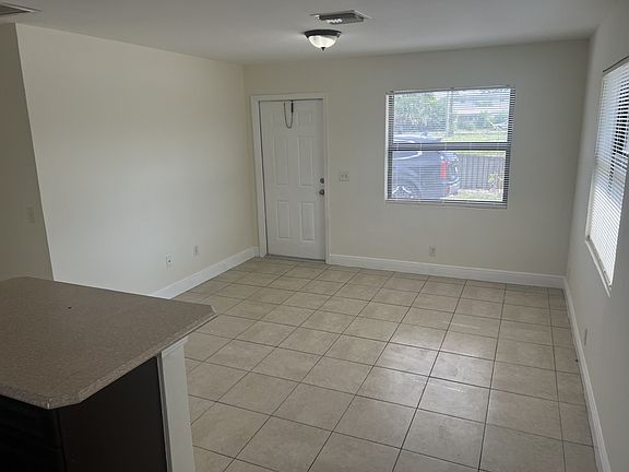 2nd image of 2820 Avenue S Unit 4-1