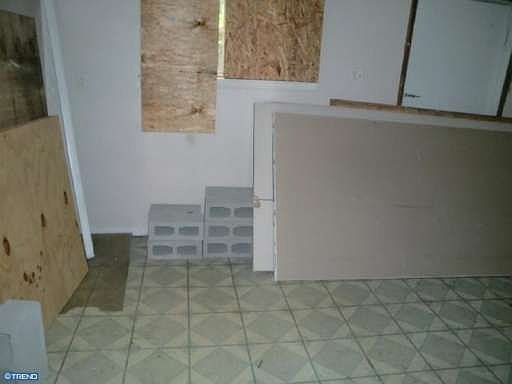 5th image of 2901 W Susquehanna Ave