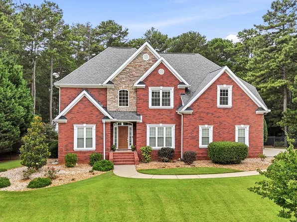 1724 Panorama Dr, Locust Grove, GA 30248