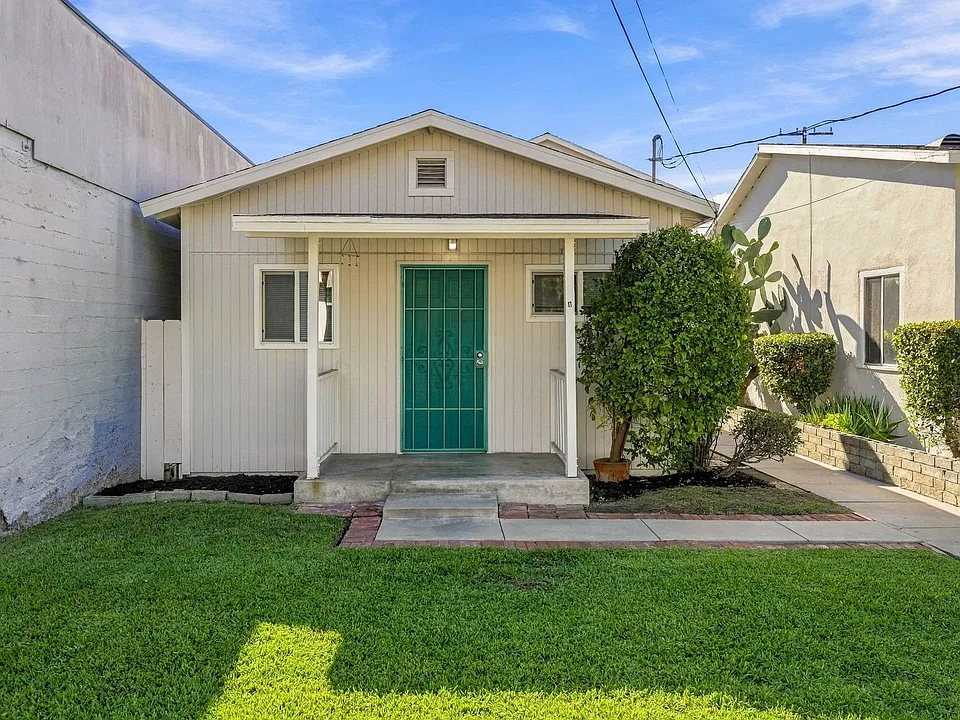 112 W. Adele Street