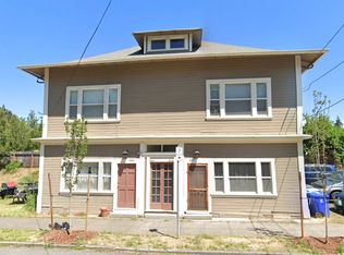 6815 SE Belmont St, Portland, OR 97215