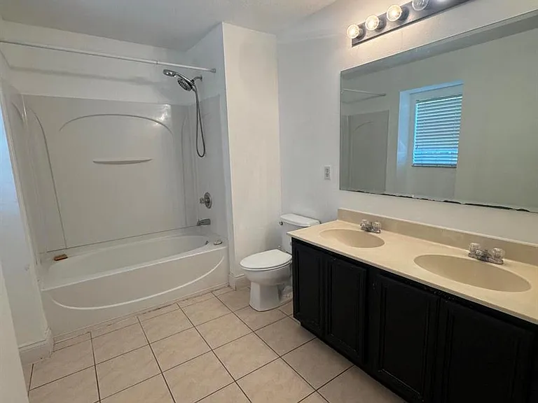 1733 Pointe West Way — Photo 20