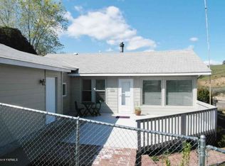1314 Pecks Canyon Rd, Yakima, WA 98908
