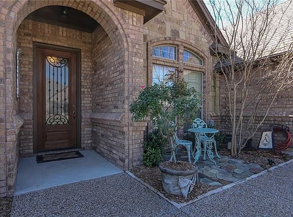 4th image of 109 Troon Dr