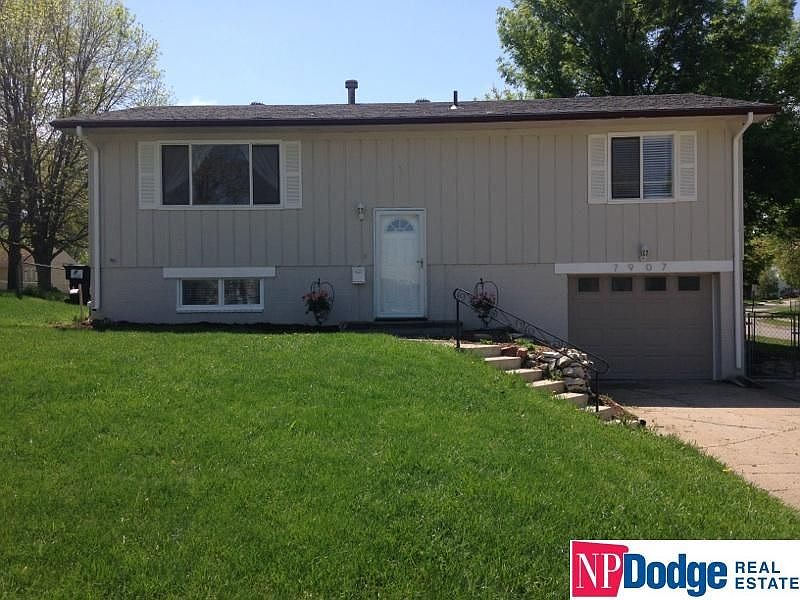 1st image of 7907 Emiline St