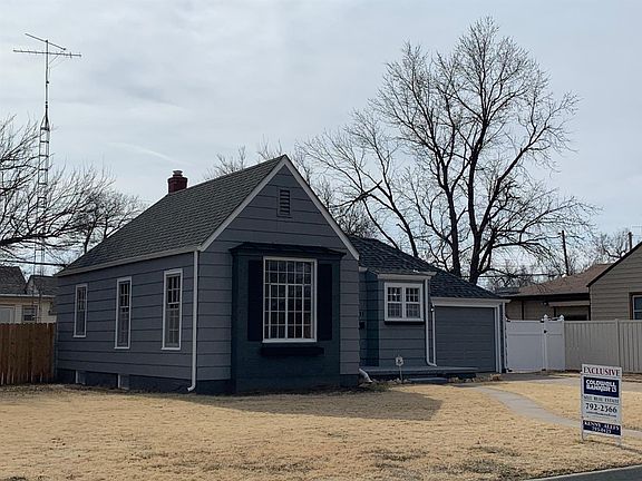 2nd image of 2521 Zarah Dr