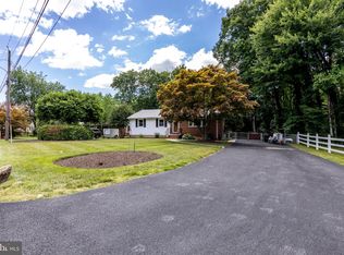 214 West Rd, Essex, MD 21221