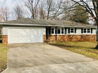 1225 E Cambridge St, Springfield, MO 65804