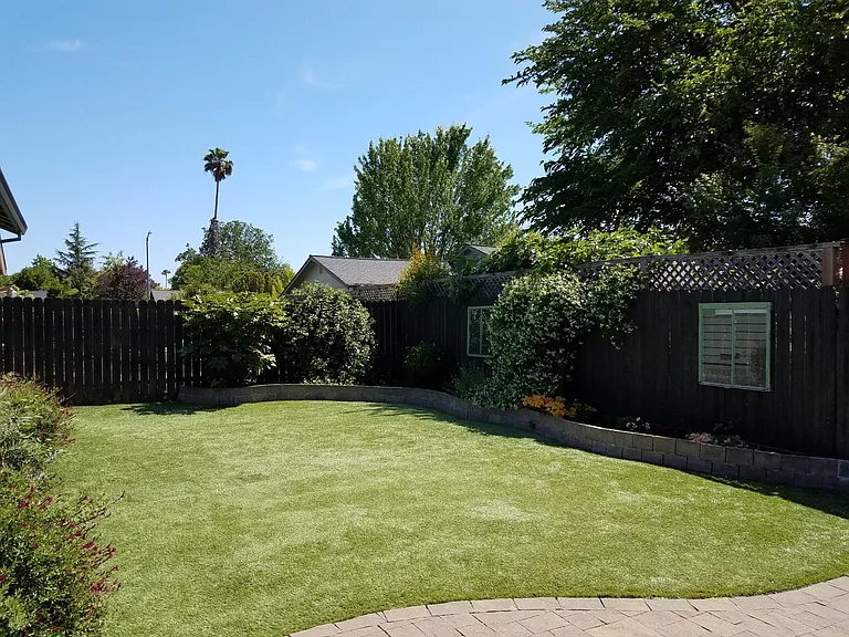 589 Graymont Dr — Photo 21