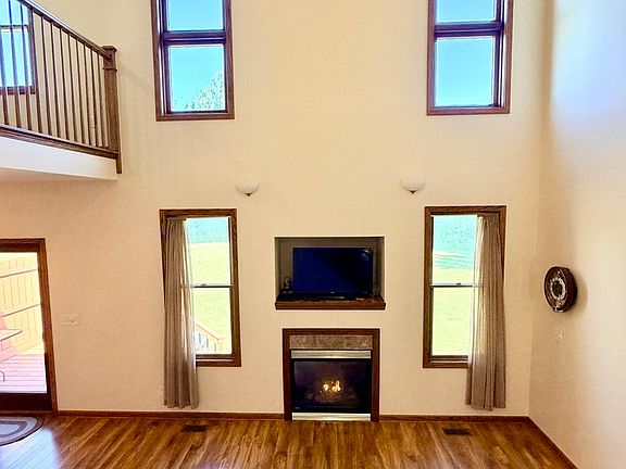 5th image of 1354 Ridge Dr