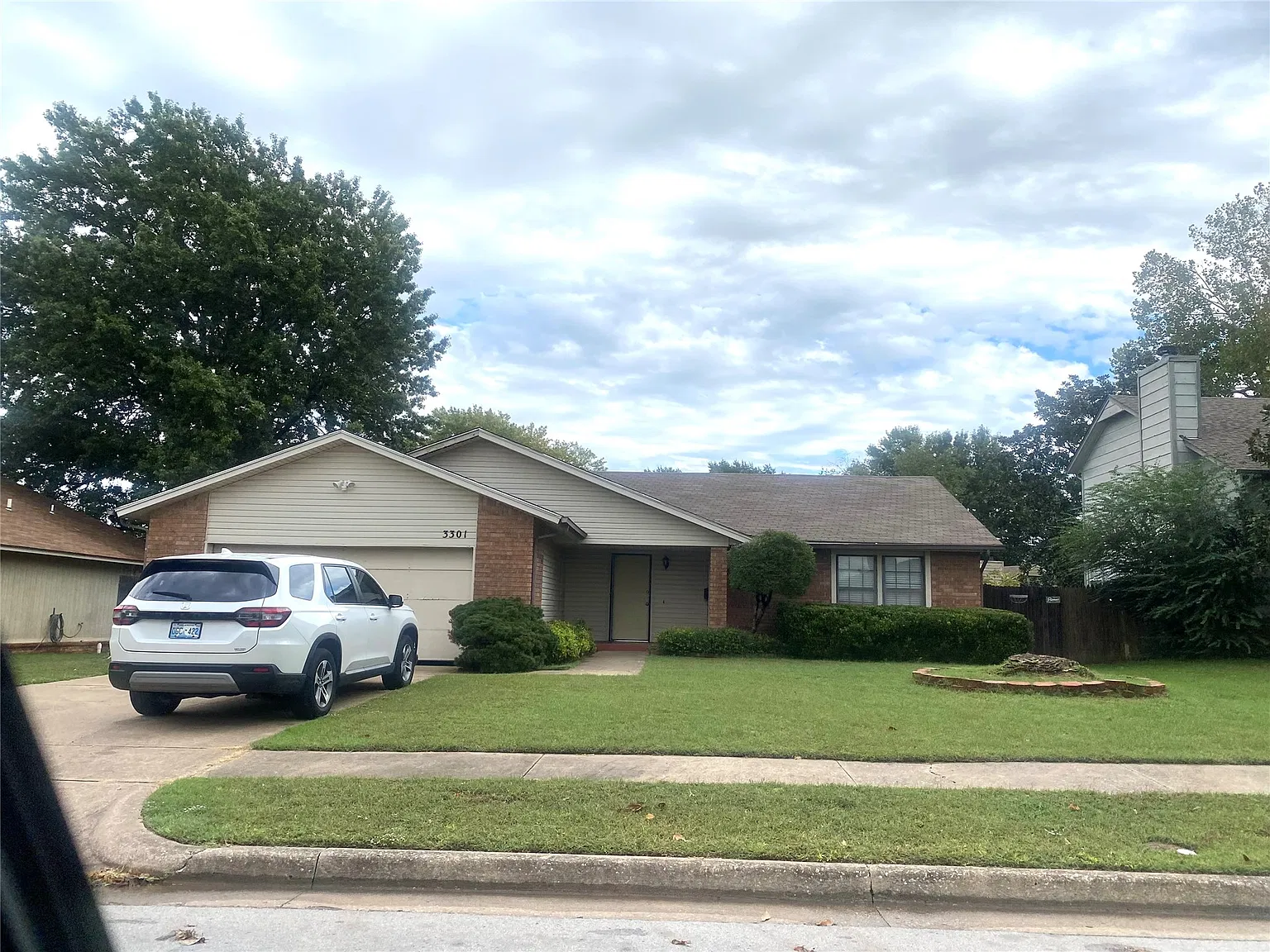 3 bed, 2.0 bath, 1521 sqft, $1,500 — Photo 1